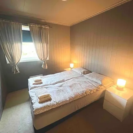 Apartment-b Near Etne-odda Апартаменты Етнесжоен